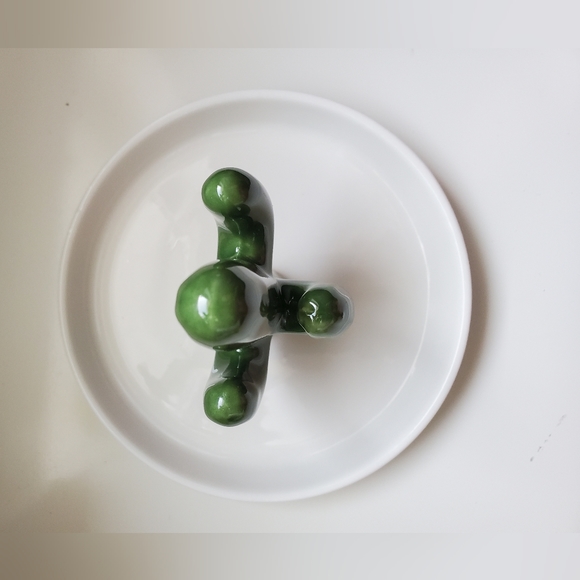 Cactus ring holder. - Picture 2 of 3